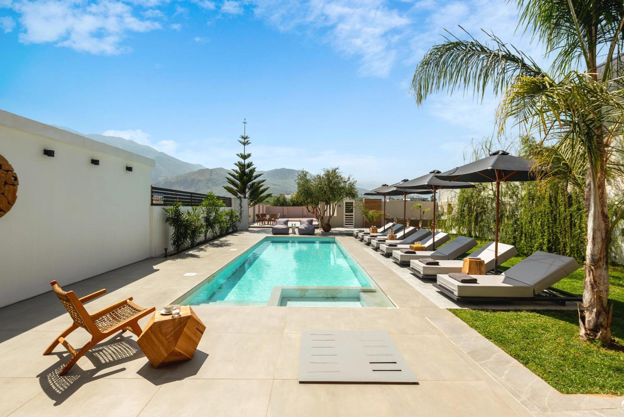 Hypnosis Beachside Villa With Private Heated Pool جورجيوبوليس المظهر الخارجي الصورة