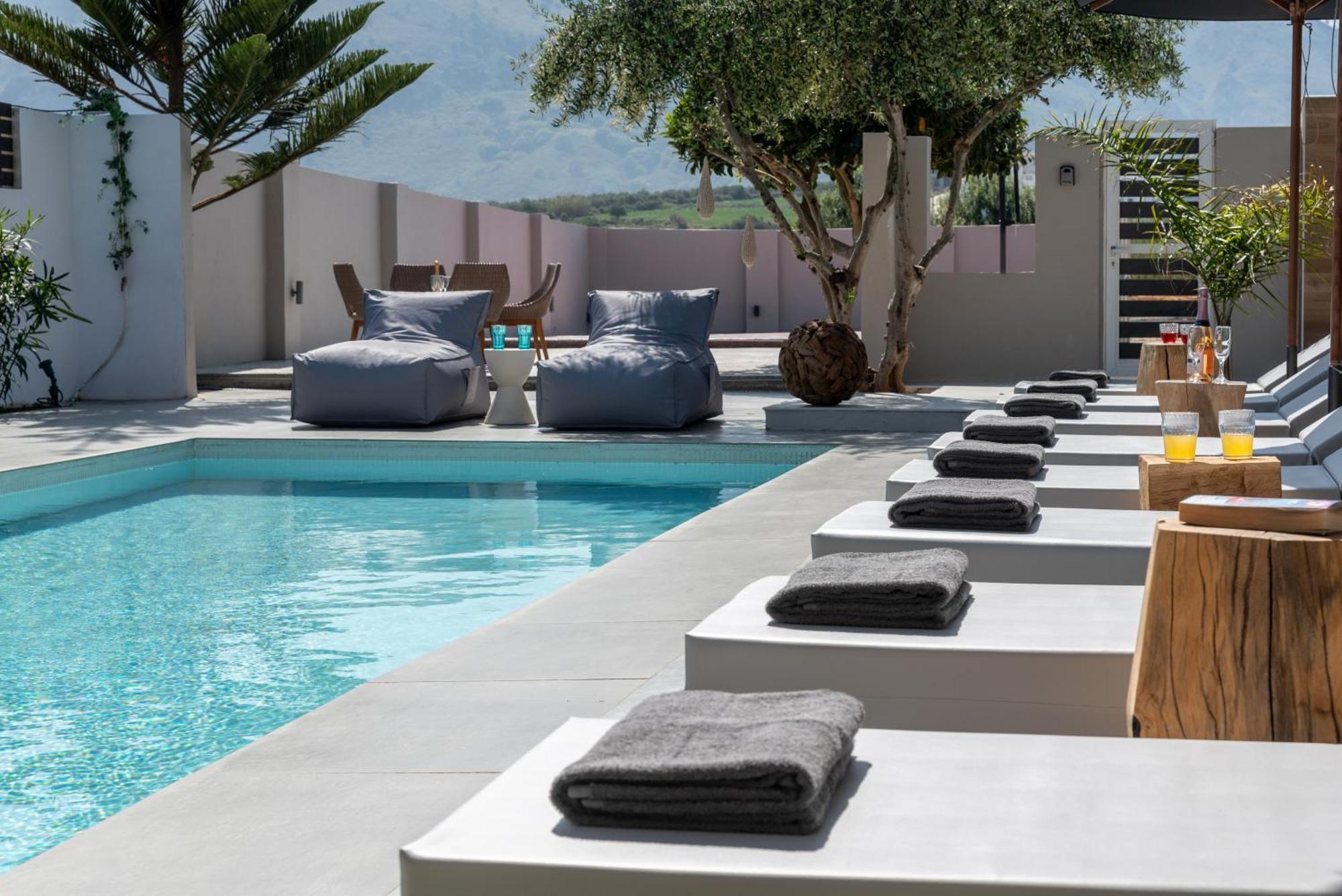 Hypnosis Beachside Villa With Private Heated Pool جورجيوبوليس المظهر الخارجي الصورة