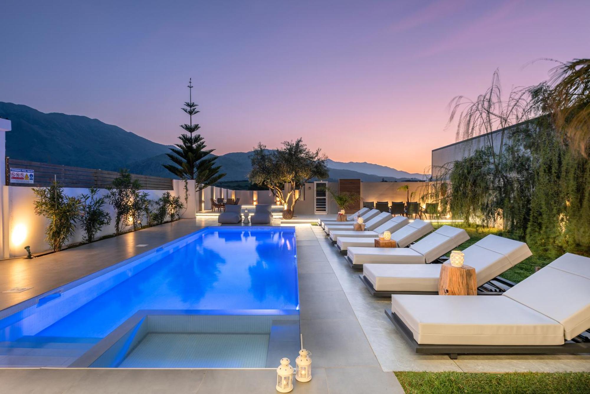 Hypnosis Beachside Villa With Private Heated Pool جورجيوبوليس المظهر الخارجي الصورة
